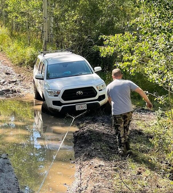 Calgary’s Trusted Winch-Out Specialists